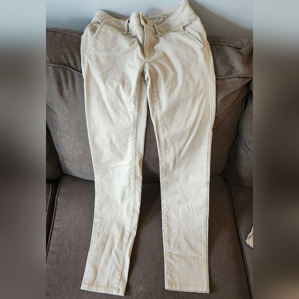 American Eagle 00 Skinny Khakis